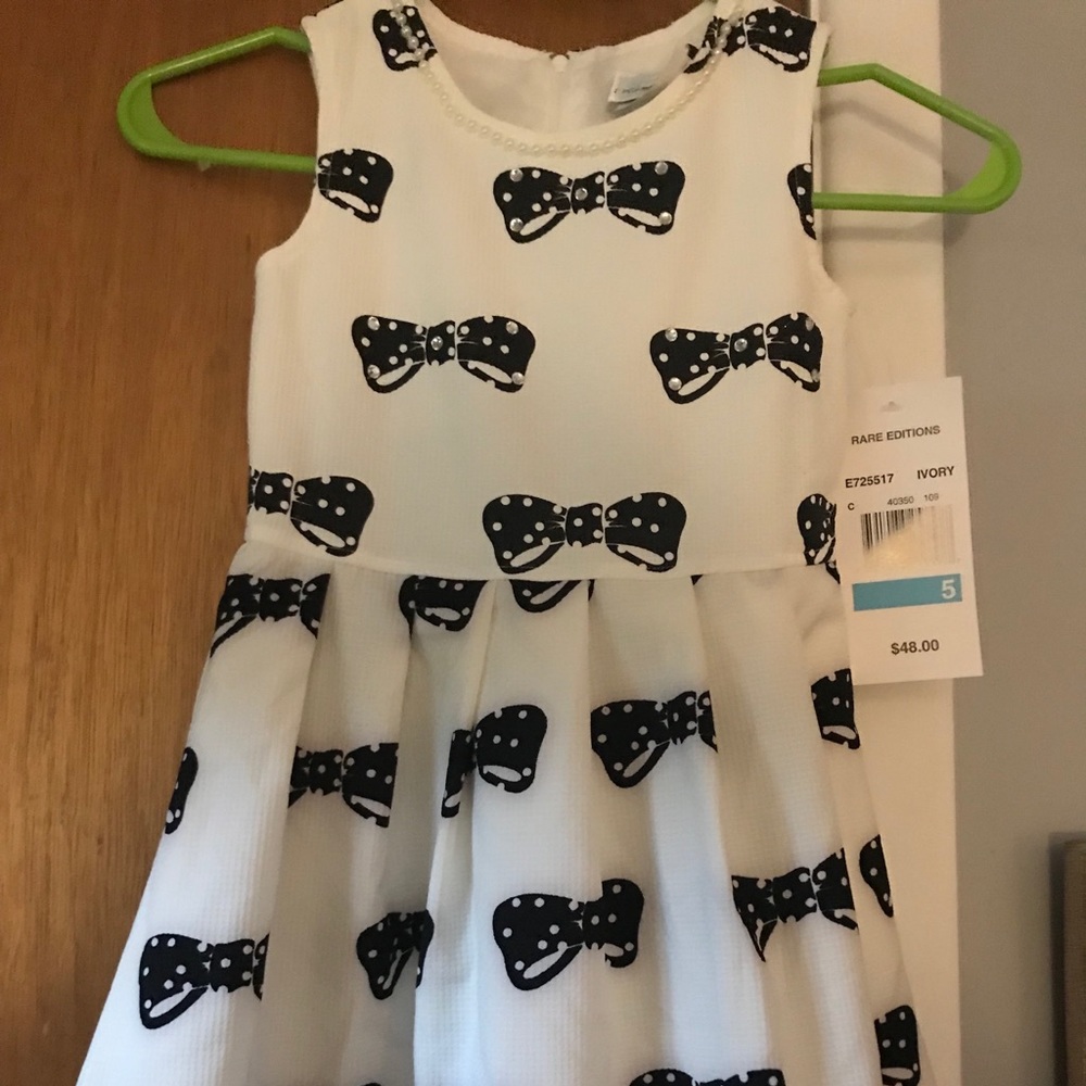 NWT Little Girls Dress, Size 5
